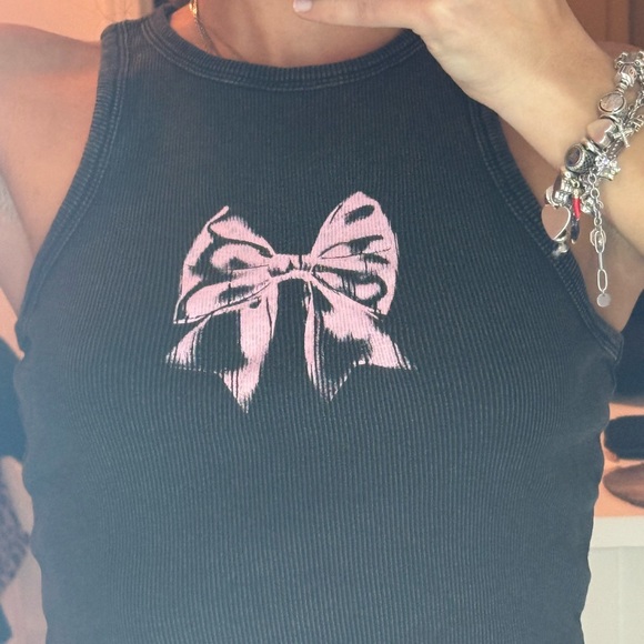 Black Tank Top with Pink Bow Design - Picture 3 of 3